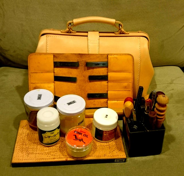 皮件工具包