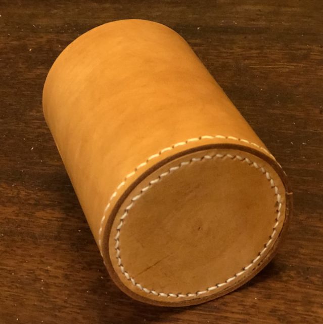 駒縫筆筒