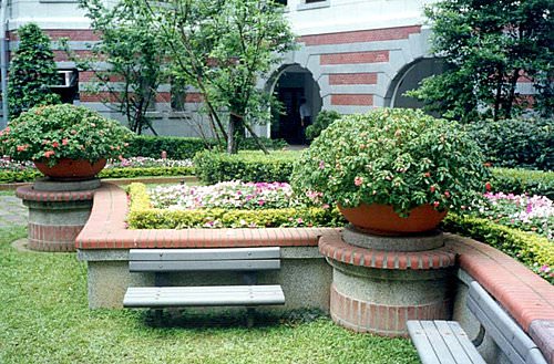 總統府草花換植維護