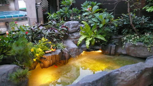 溫馨家園